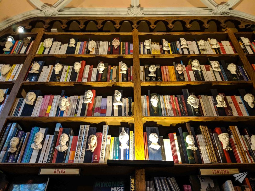 Livraria Lello books