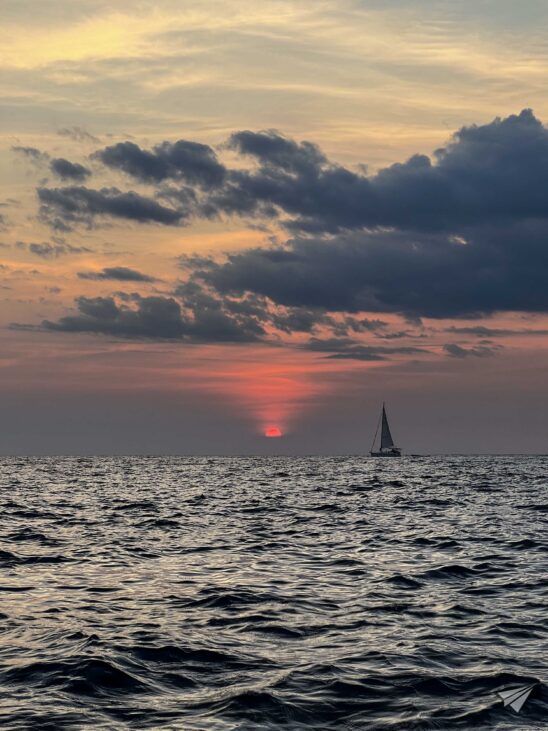 Pacific ocean sunset in Costa Rica